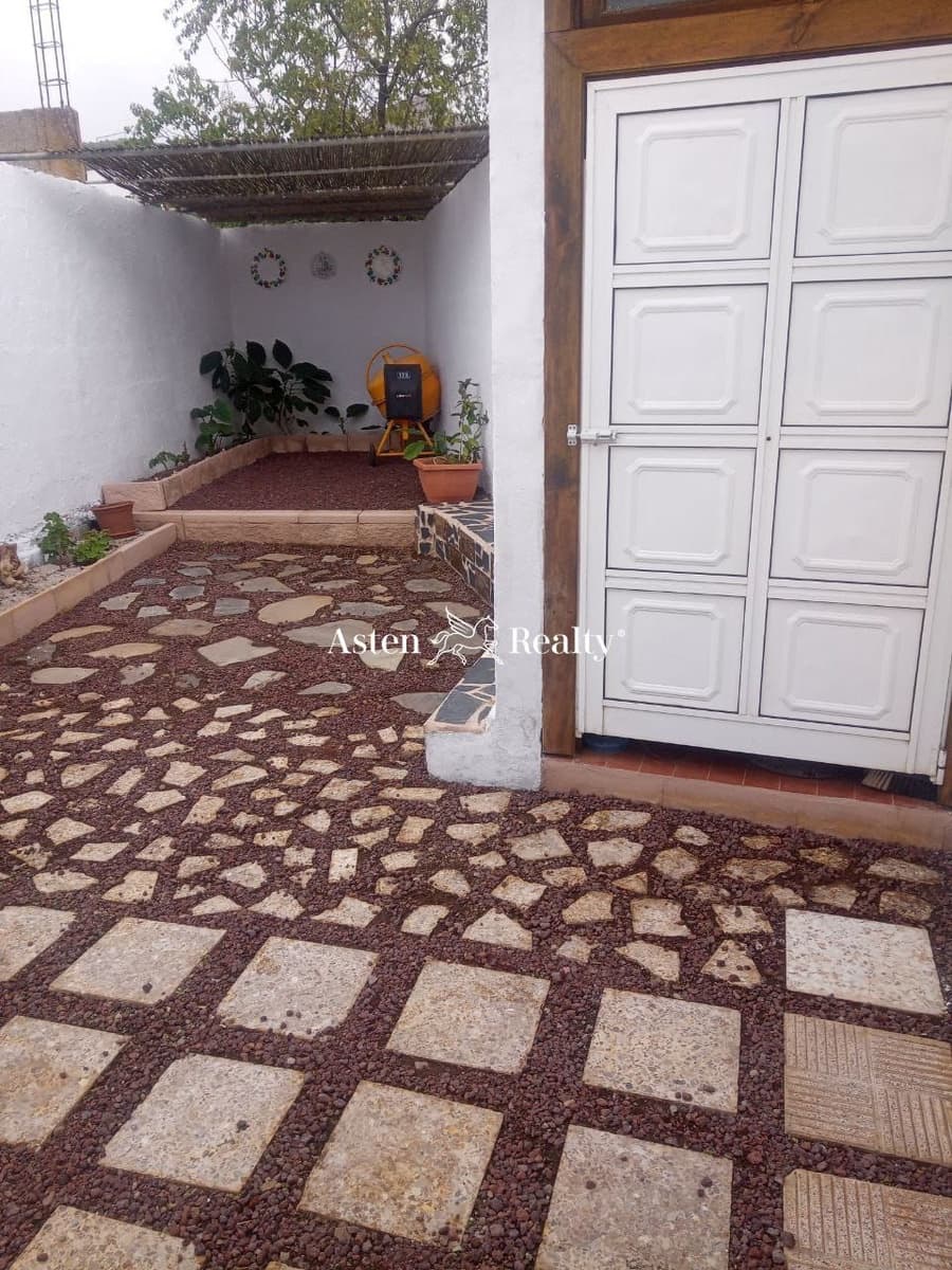 3 slaapkamer Villa te koop in Santiago del Teide - € 235.000 (Ref: 7658891)