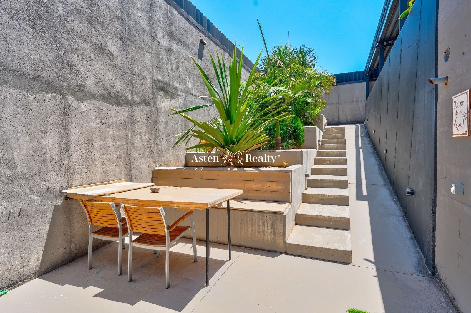 4 slaapkamer Huis te koop in Playa Paraiso met zwembad garage - € 3.900.000 (Ref: 7663026)