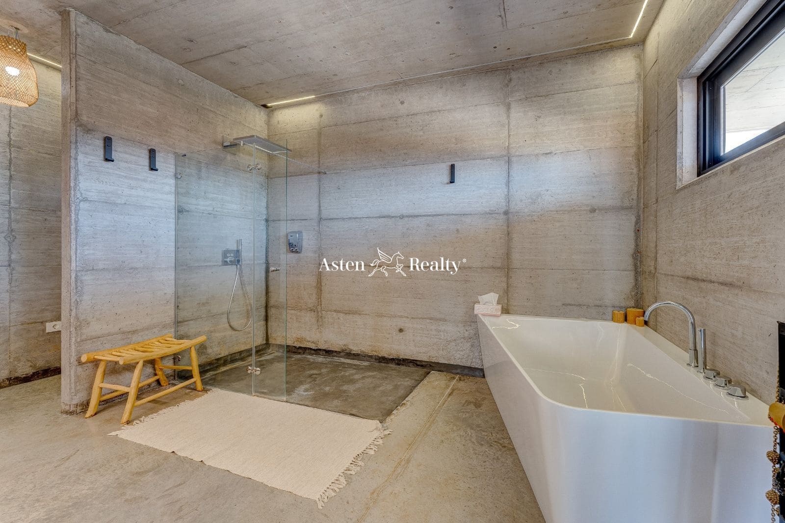 4 slaapkamer Huis te koop in Playa Paraiso met zwembad garage - € 3.900.000 (Ref: 7663026)