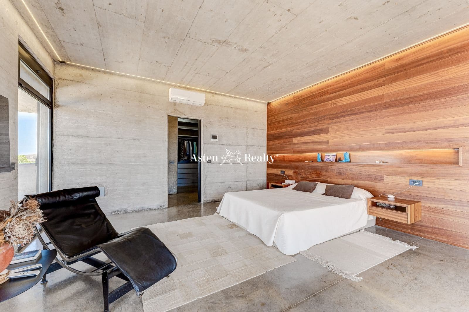 4 slaapkamer Huis te koop in Playa Paraiso met zwembad garage - € 3.900.000 (Ref: 7663026)