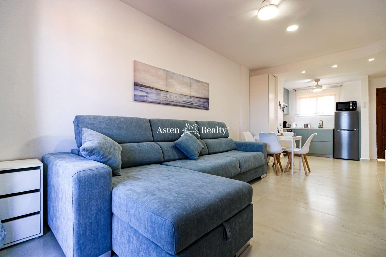 1 makuuhuone Asunto myytävänä paikassa Playa del Duque mukana uima-altaan 
autotalli - 440 000 € (Ref: 7688973)