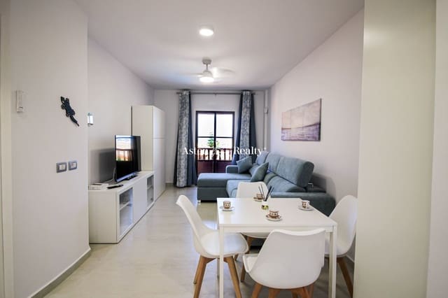 1 soverom Leilighet til salgs i Playa del Duque, Adeje med svømmebasseng garasje - € 440 000 (Ref: 7688973)