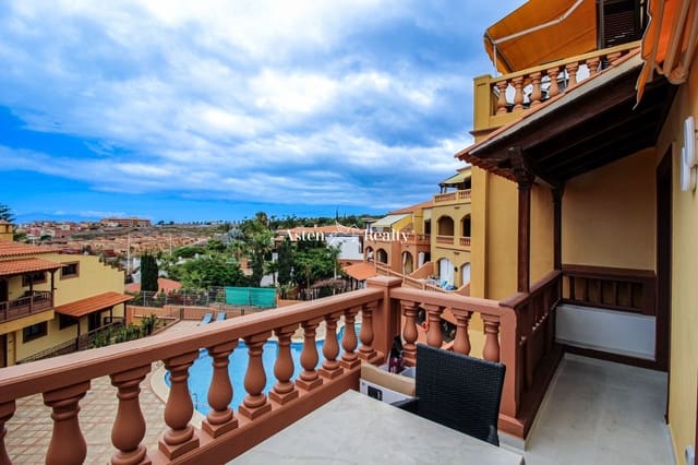 1 chambre Appartement à vendre à Playa del Duque, Adeje avec piscine garage - 440 000 € (Ref: 7688973)