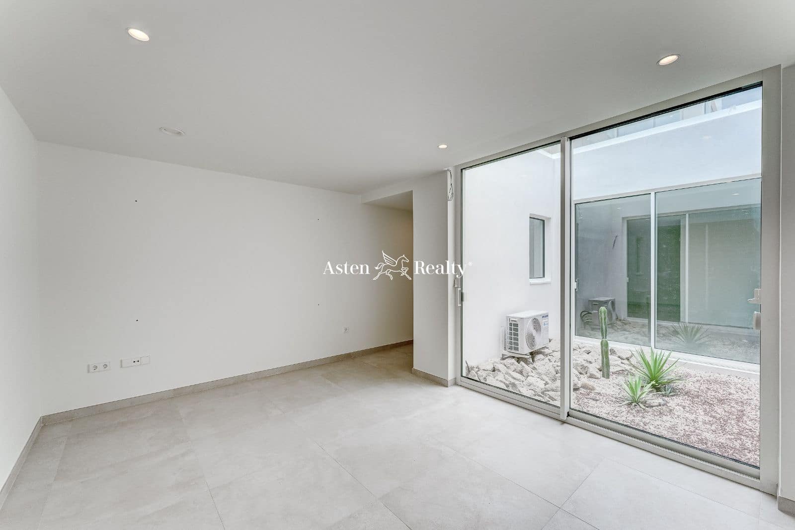 3 chambre Maison de Ville à vendre à Costa Adeje avec piscine garage - 2 080 000 € (Ref: 7703693)