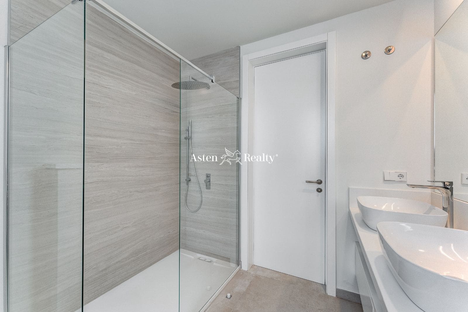 3 chambre Maison de Ville à vendre à Costa Adeje avec piscine garage - 2 080 000 € (Ref: 7703693)