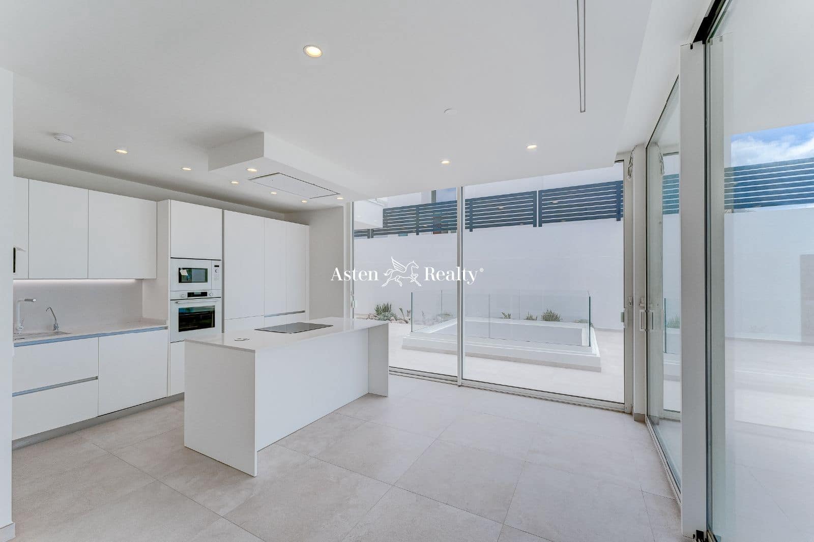 3 chambre Maison de Ville à vendre à Costa Adeje avec piscine garage - 2 080 000 € (Ref: 7703693)