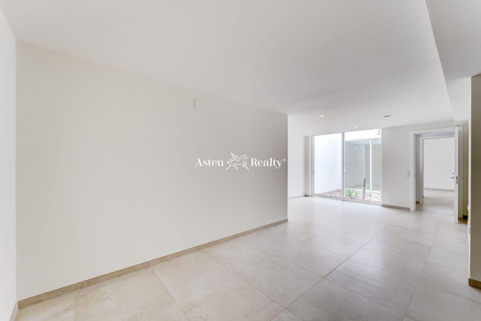 3 chambre Maison de Ville à vendre à Costa Adeje avec piscine garage - 2 080 000 € (Ref: 7703693)