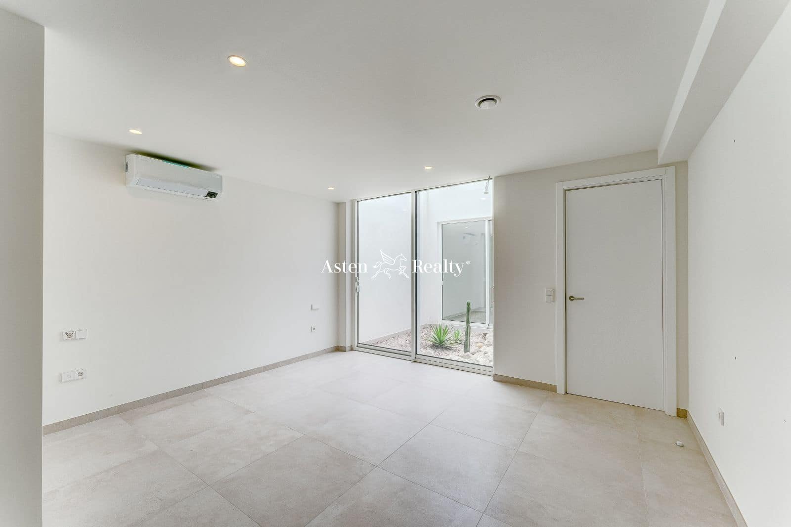 3 chambre Maison de Ville à vendre à Costa Adeje avec piscine garage - 2 080 000 € (Ref: 7703693)