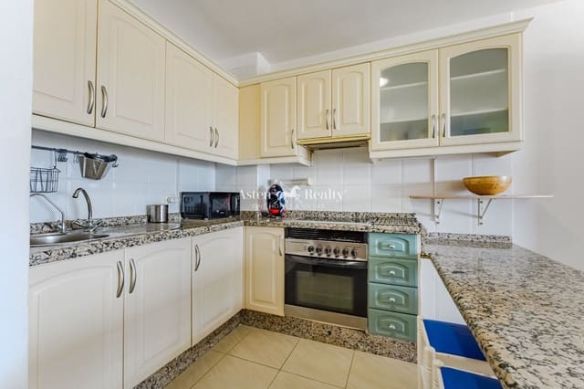 2 bedroom Flat for sale in Playa Paraiso, Adeje with pool - € 299,000 (Ref: 7720028)