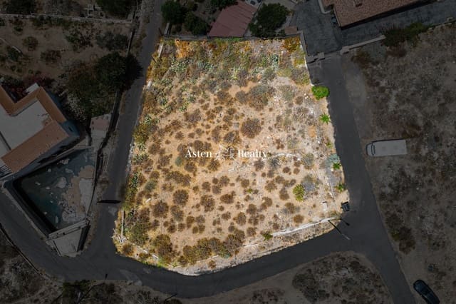 Building Plot for sale in Tijoco Bajo, Adeje - € 150,000 (Ref: 7749367)