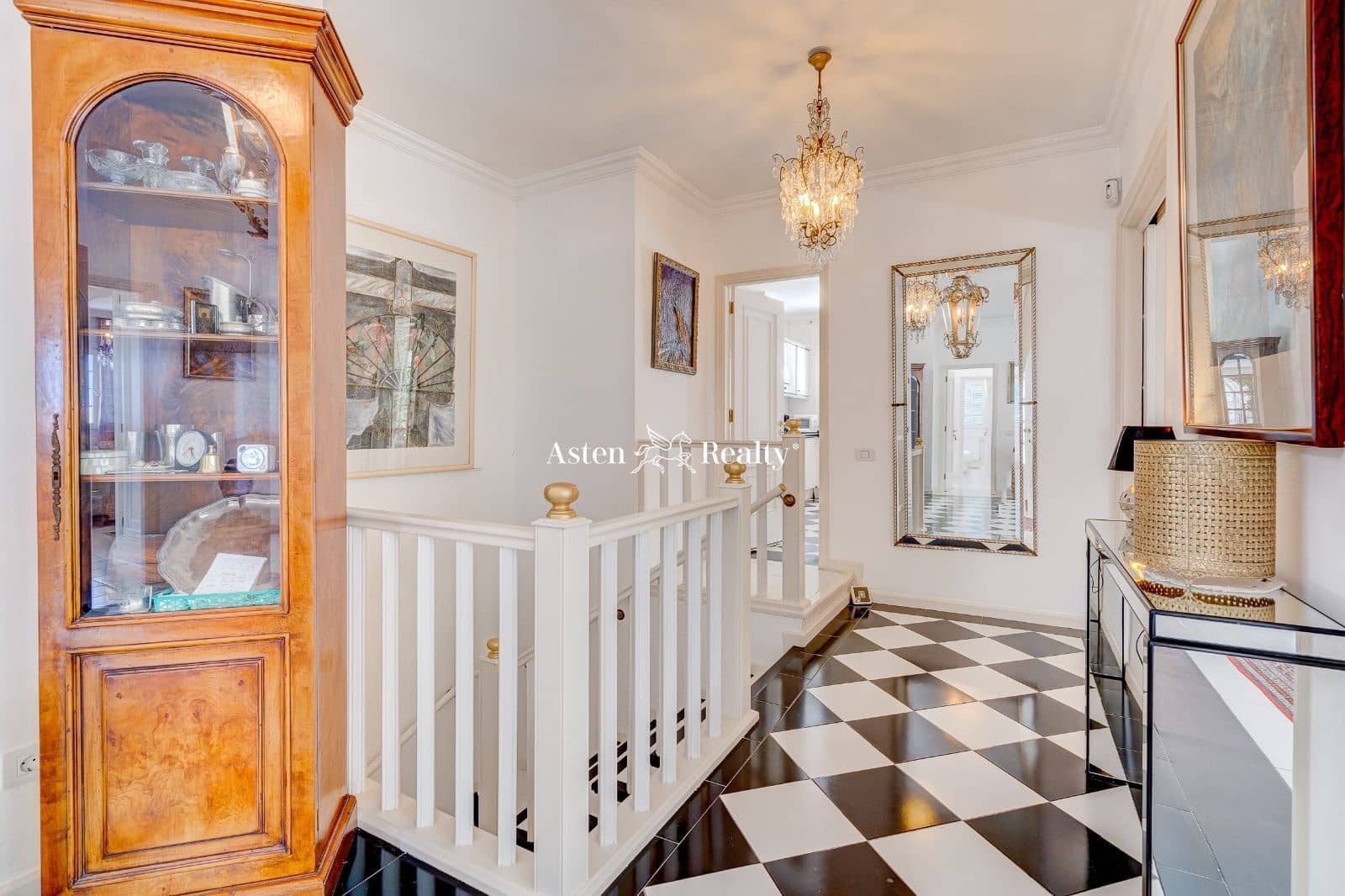 3 soverom Villa til salgs i La Orotava med svømmebasseng garasje - € 695 000 (Ref: 7765539)