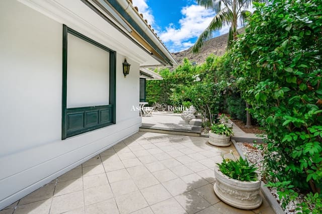 3 soverom Villa til salgs i La Orotava med svømmebasseng garasje - € 695 000 (Ref: 7765539)