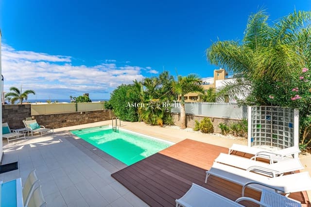 6 chambre Maison de Ville à vendre à Playa del Duque, Adeje avec piscine garage - 3 200 000 € (Ref: 7801234)