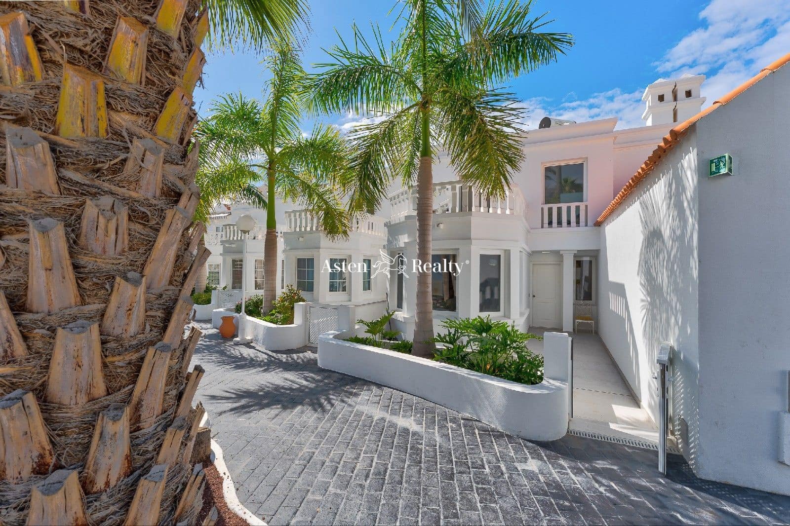 3 soveværelse Byhus til salg i Costa Adeje med swimmingpool - € 1.400.000 (Ref: 7817374)