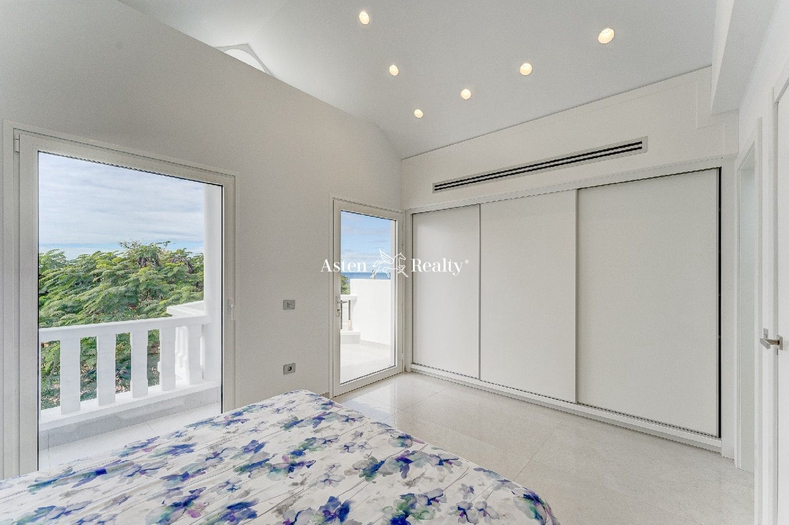 3 soveværelse Byhus til salg i Costa Adeje med swimmingpool - € 1.400.000 (Ref: 7817374)