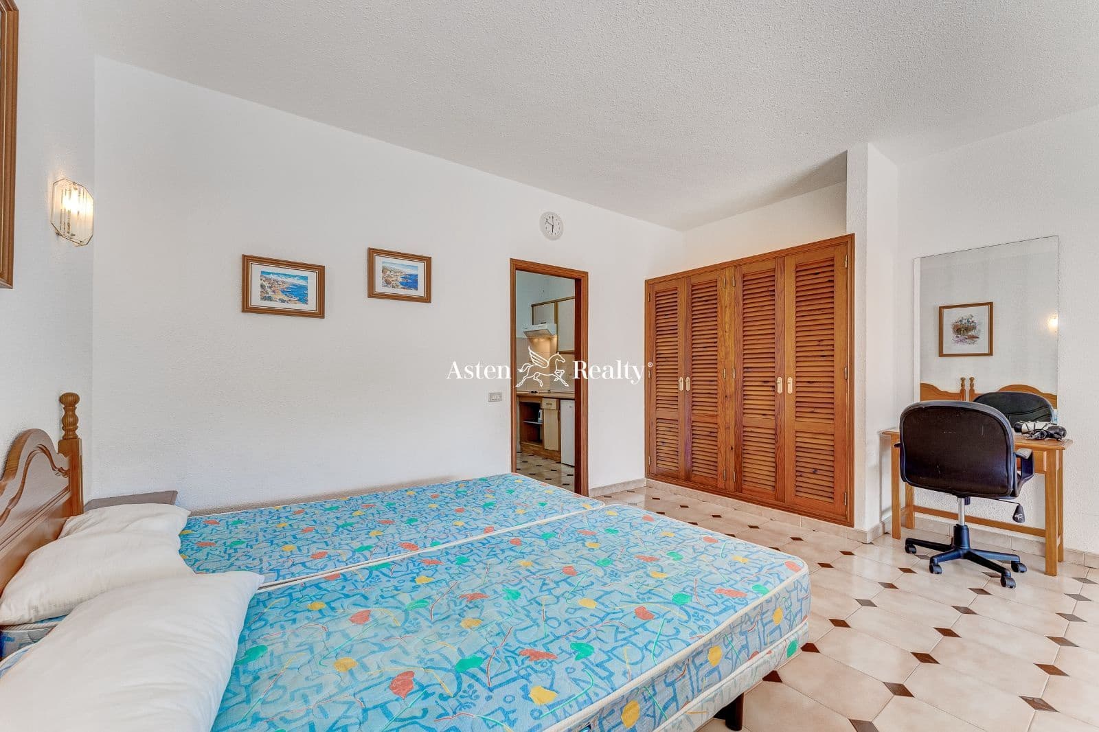 Lejlighed til salg i San Eugenio med swimmingpool - € 239.000 (Ref: 7826340)