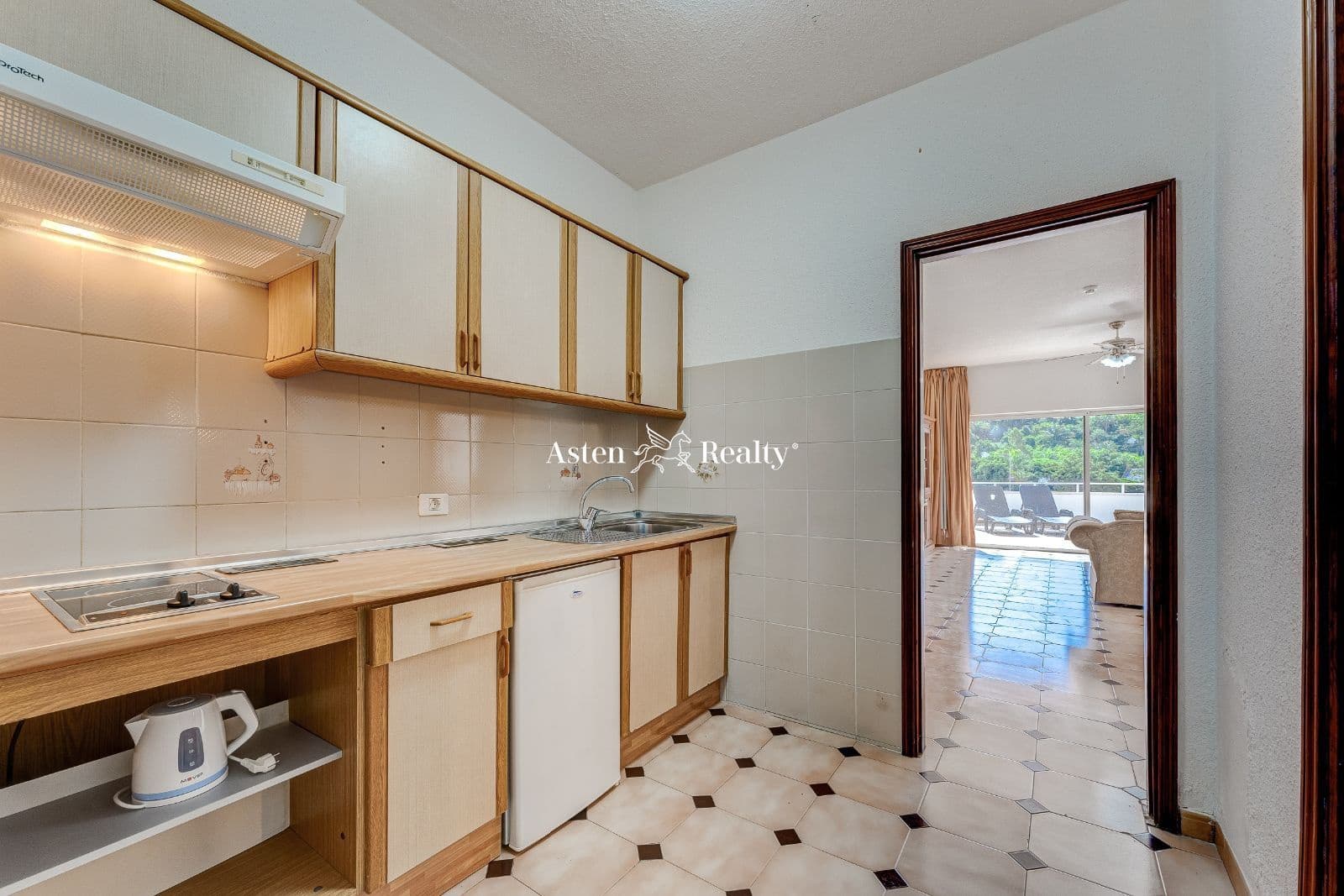 Lejlighed til salg i San Eugenio med swimmingpool - € 239.000 (Ref: 7826340)