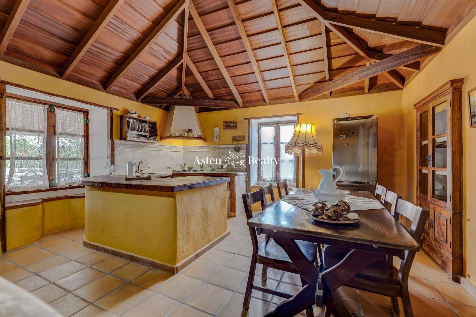 2 soveværelse Villa til salg i El Tanque med swimmingpool garage - € 450.000 (Ref: 7865528)