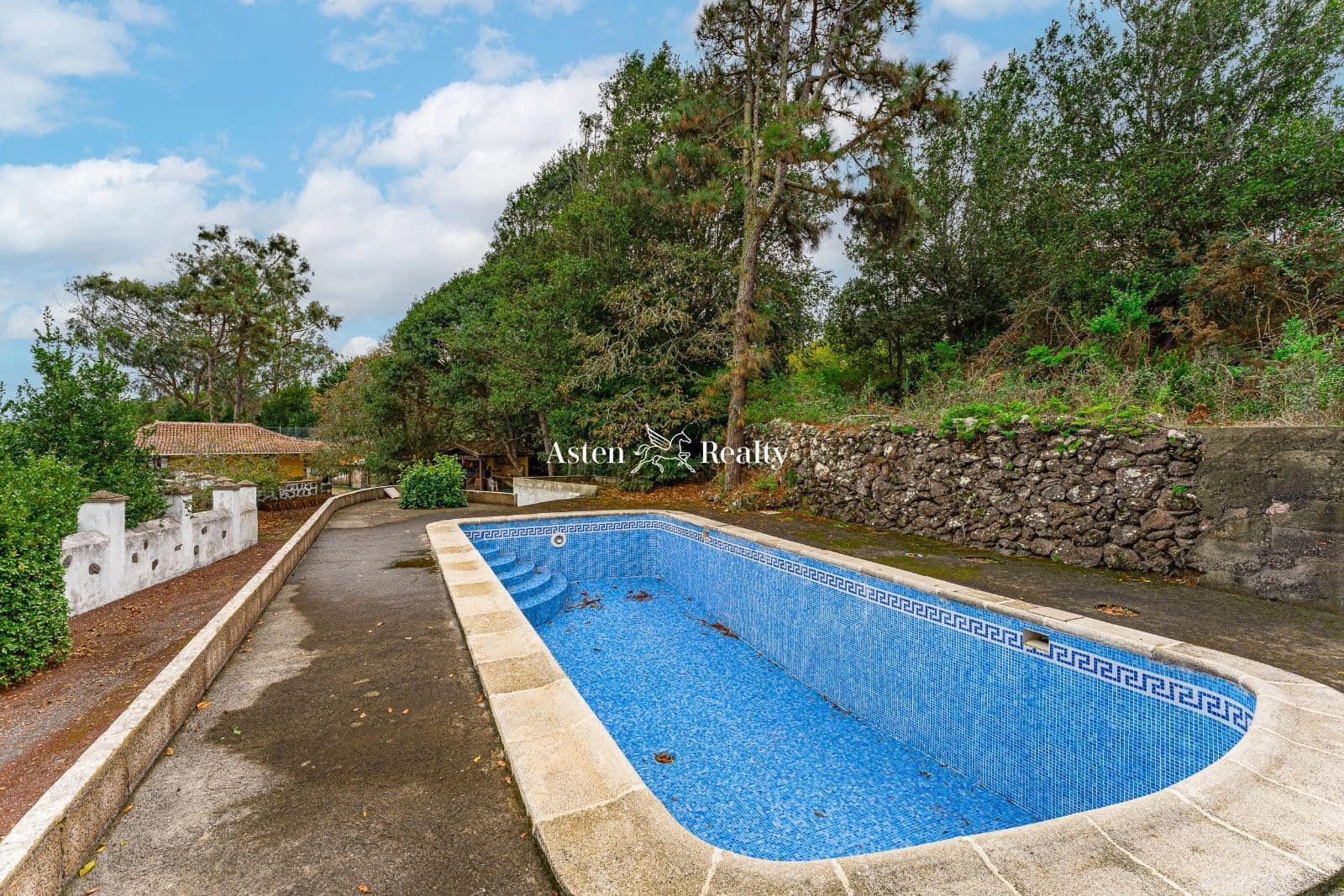 2 soveværelse Villa til salg i El Tanque med swimmingpool garage - € 450.000 (Ref: 7865528)