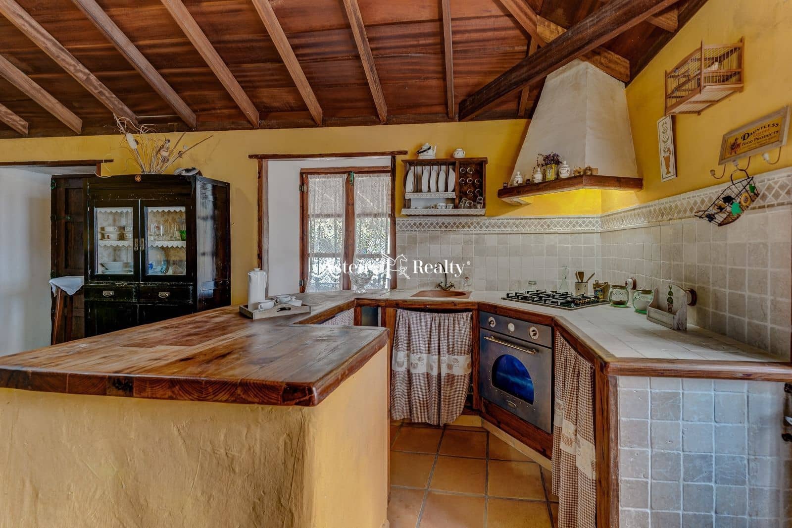 2 soveværelse Villa til salg i El Tanque med swimmingpool garage - € 450.000 (Ref: 7865528)