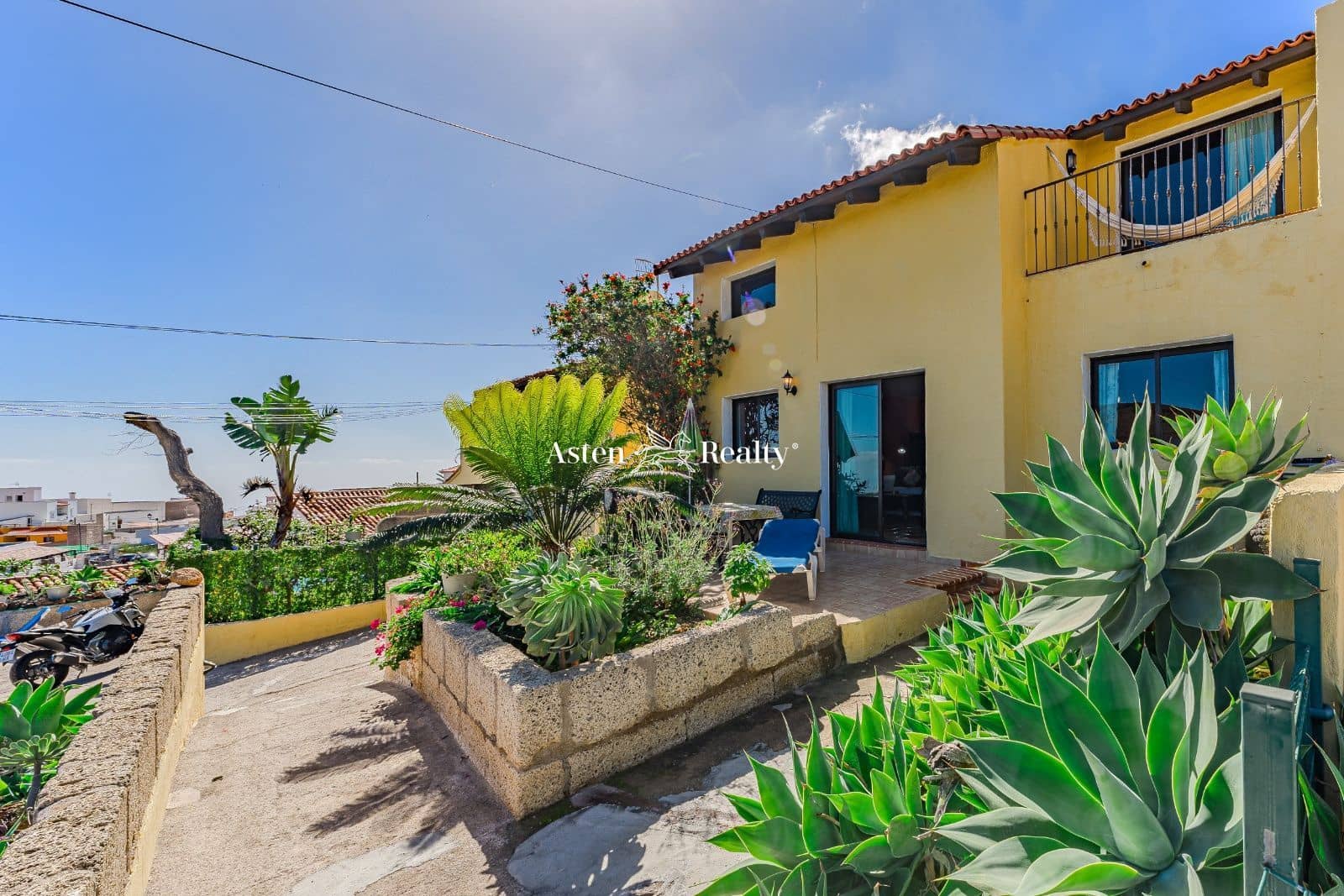 2 bedroom Townhouse for sale in El Fronton - € 260,000 (Ref: 7895105)