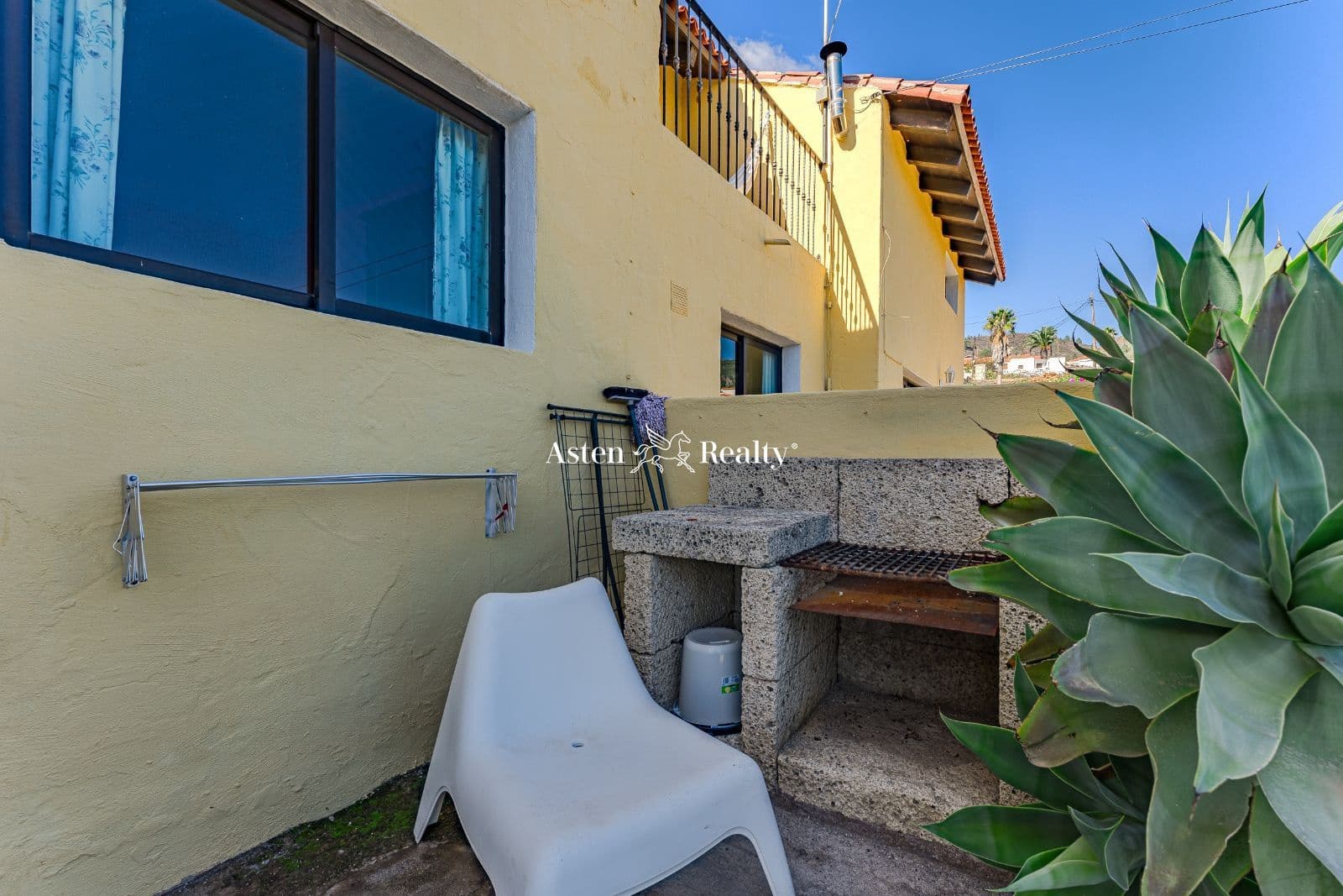 2 bedroom Townhouse for sale in El Fronton - € 260,000 (Ref: 7895105)