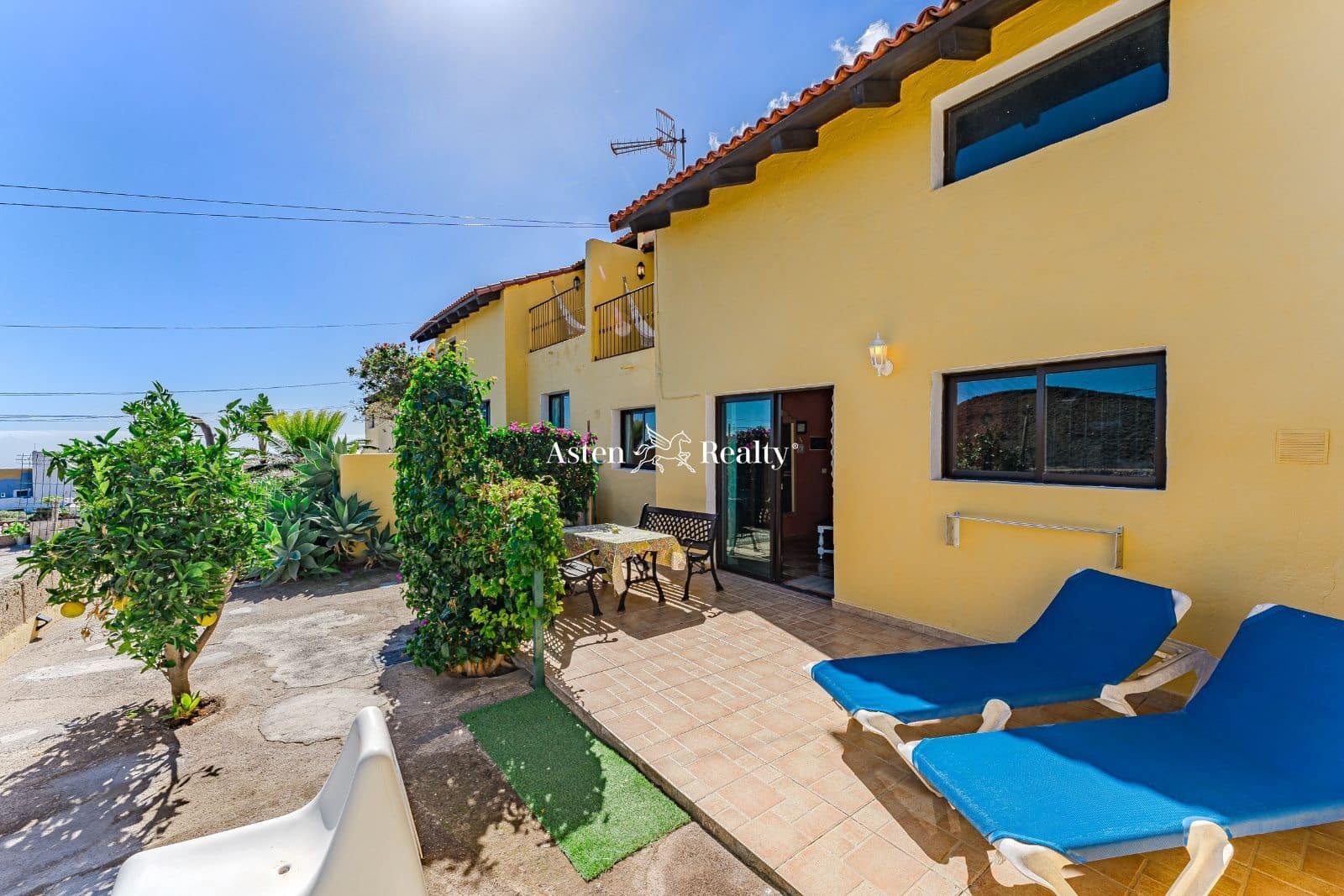 2 bedroom Townhouse for sale in El Fronton - € 260,000 (Ref: 7895106)
