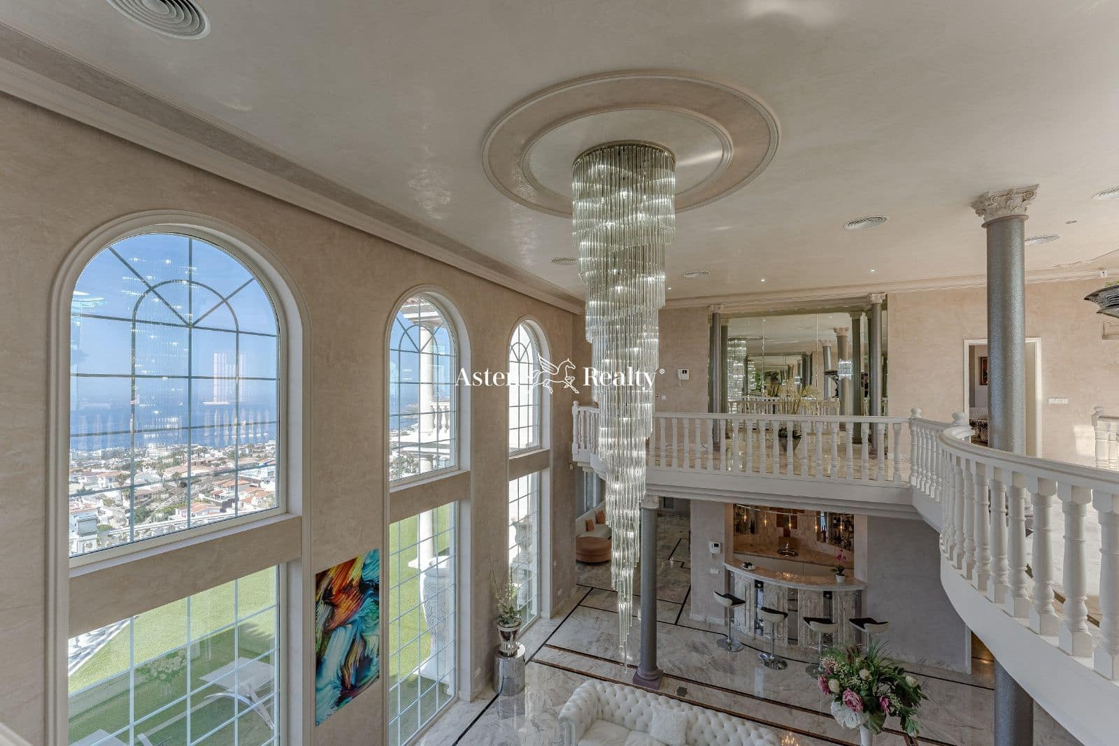 7 soverom Hus til salgs i Costa Adeje med svømmebasseng garasje - € 7 500 000 (Ref: 7911928)