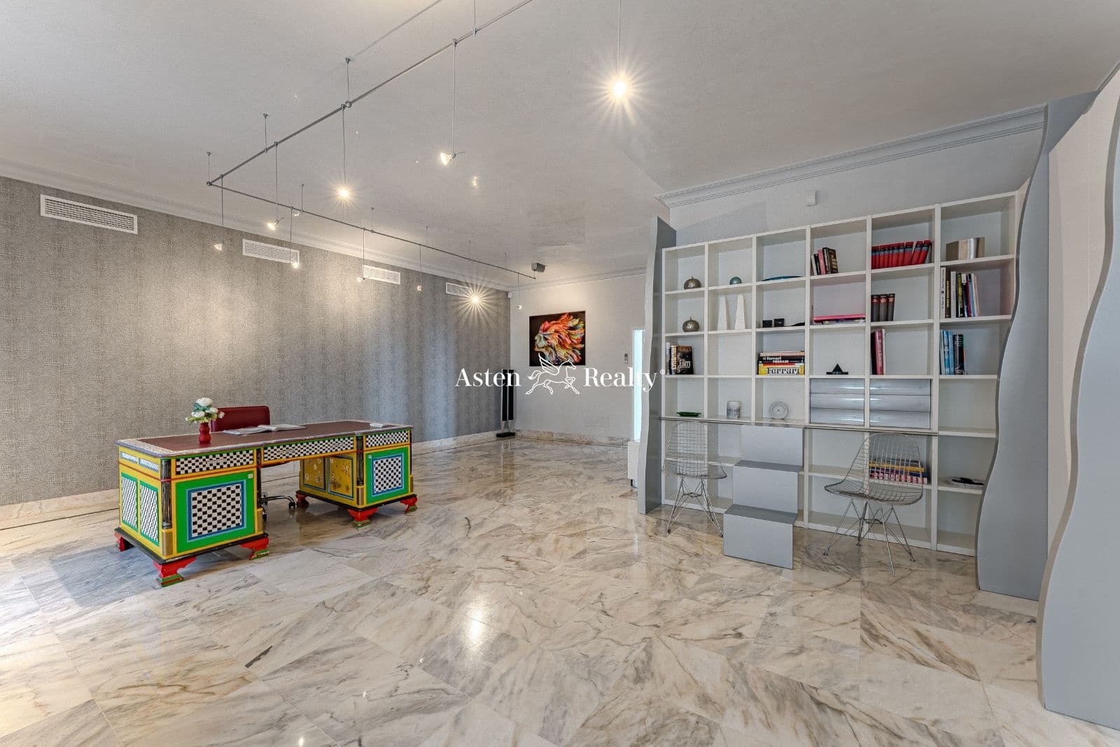 7 soverom Hus til salgs i Costa Adeje med svømmebasseng garasje - € 7 500 000 (Ref: 7911928)