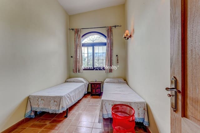 Bouwgrond te koop in Vilaflor - € 1.070.000 (Ref: 7922398)