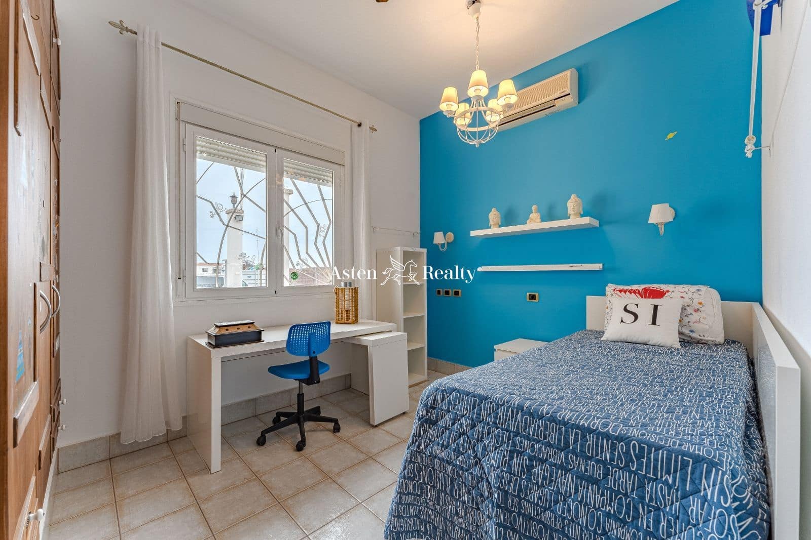 6 soveværelse Villa til salg i Las Galletas med garage - € 1.585.000 (Ref: 7951057)