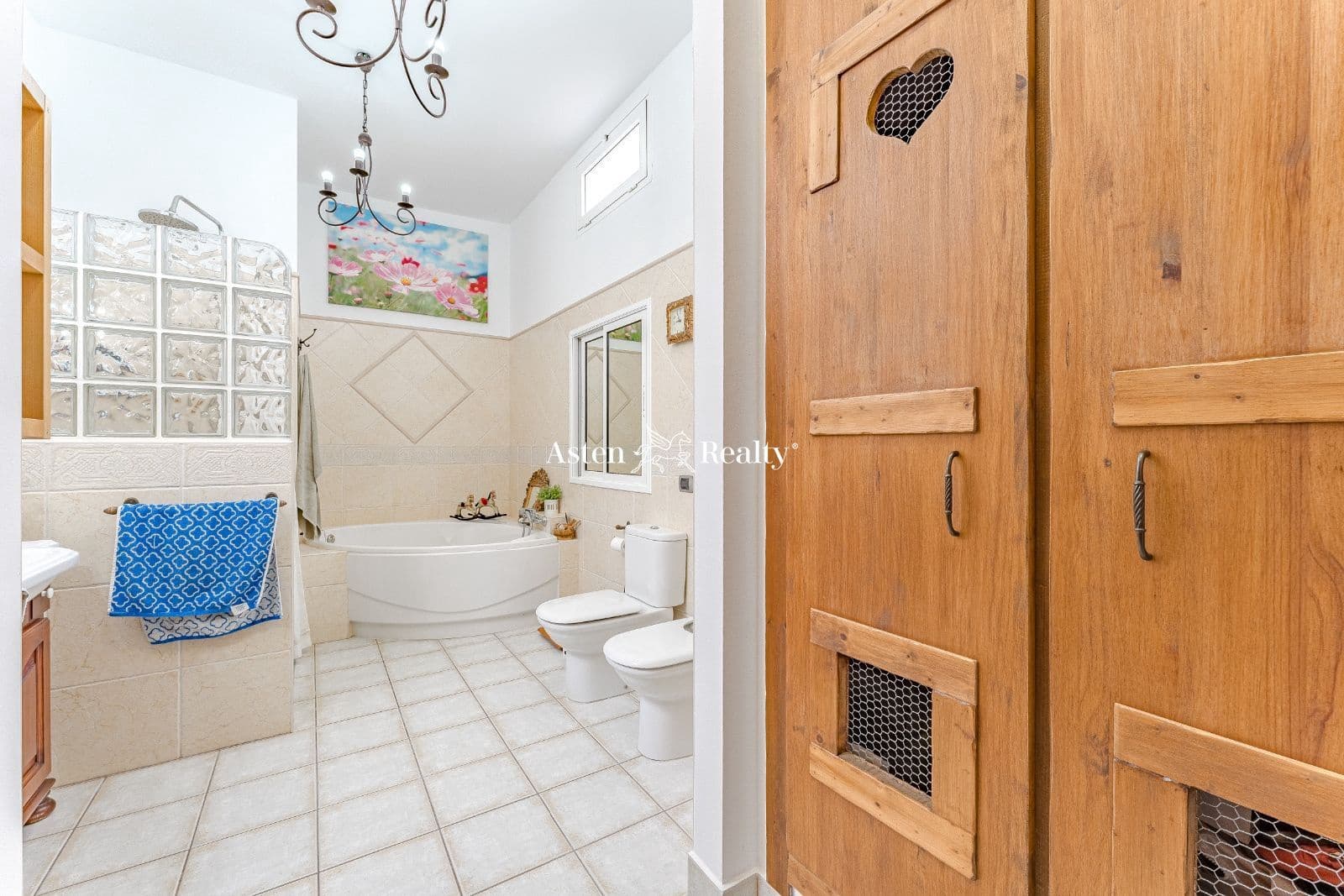 6 soveværelse Villa til salg i Las Galletas med garage - € 1.585.000 (Ref: 7951057)