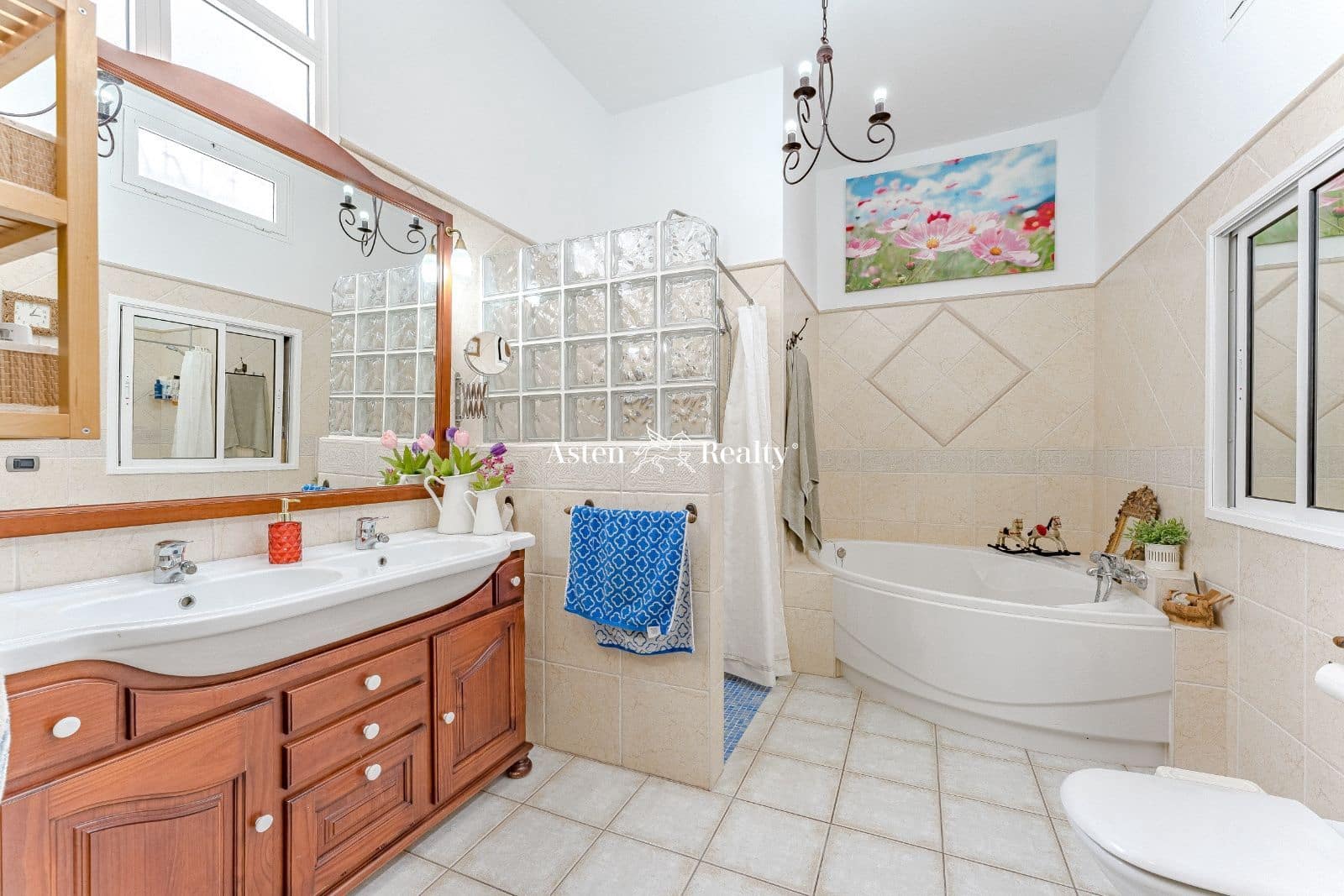 6 soveværelse Villa til salg i Las Galletas med garage - € 1.585.000 (Ref: 7951057)