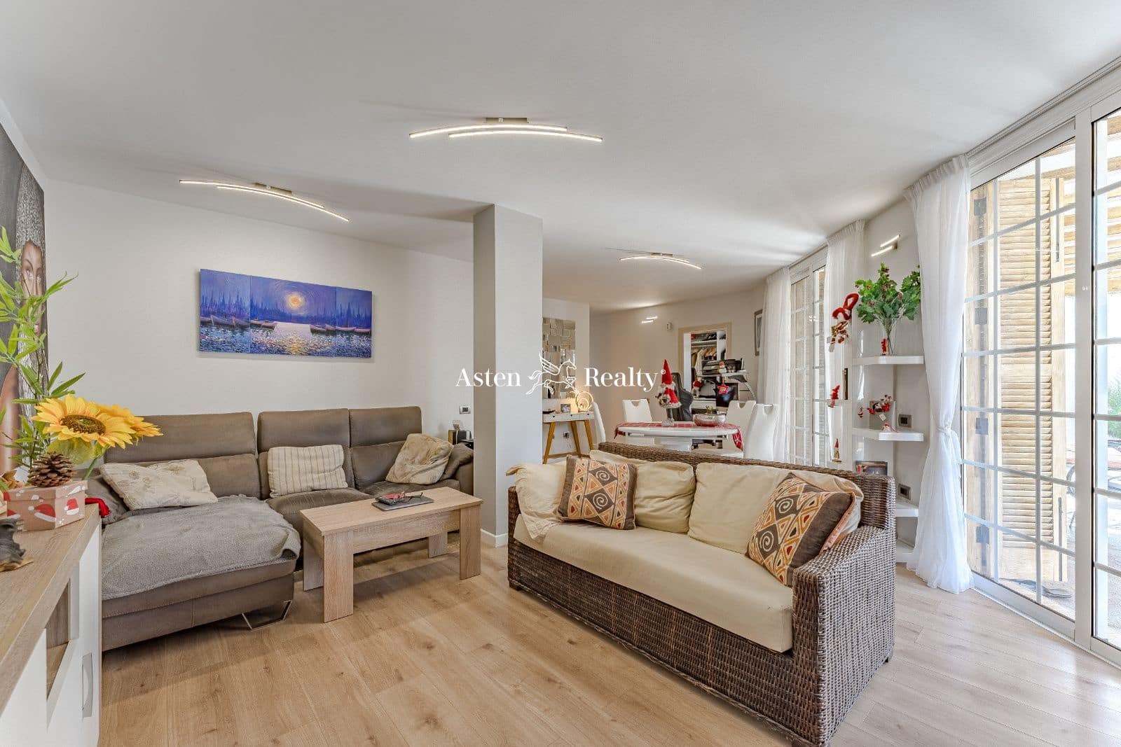 3 slaapkamer Villa te koop in Costa Adeje met zwembad garage - € 980.000 (Ref: 7963862)