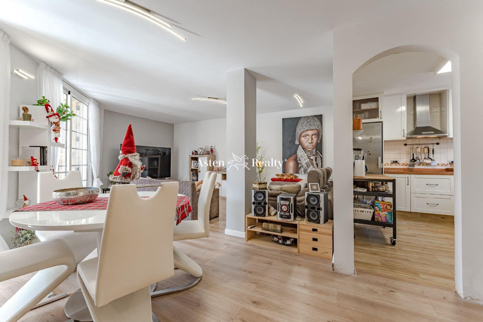 3 slaapkamer Villa te koop in Costa Adeje met zwembad garage - € 980.000 (Ref: 7963862)