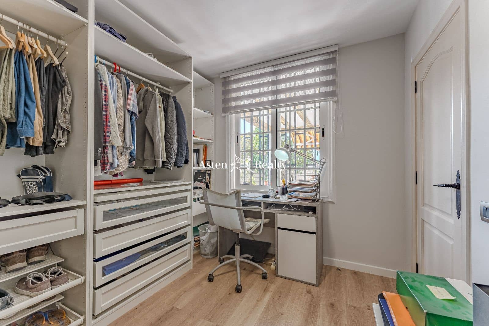 3 slaapkamer Villa te koop in Costa Adeje met zwembad garage - € 980.000 (Ref: 7963862)