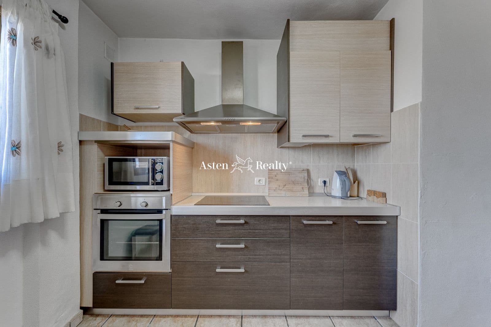 3 soveværelse Villa til salg i Taucho med swimmingpool garage - € 1.011.000 (Ref: 7980700)