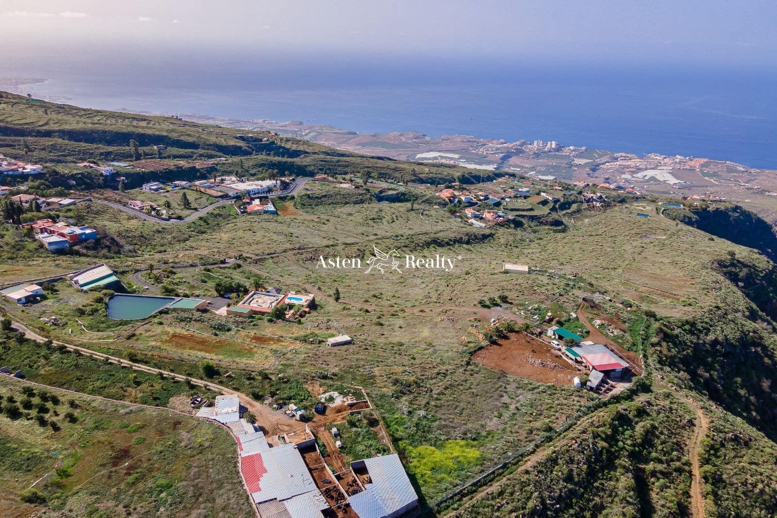 3 soveværelse Villa til salg i Taucho med swimmingpool garage - € 1.011.000 (Ref: 7980700)