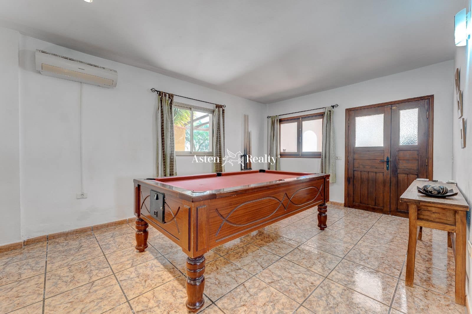 3 soveværelse Villa til salg i Taucho med swimmingpool garage - € 1.011.000 (Ref: 7980700)