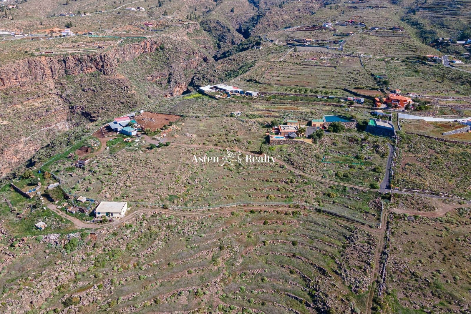 3 soveværelse Villa til salg i Taucho med swimmingpool garage - € 1.011.000 (Ref: 7980700)