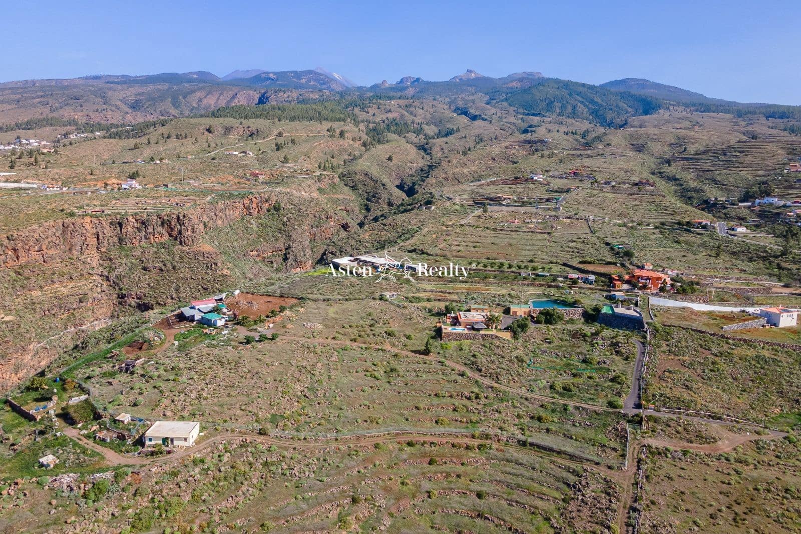 3 soveværelse Villa til salg i Taucho med swimmingpool garage - € 1.011.000 (Ref: 7980700)