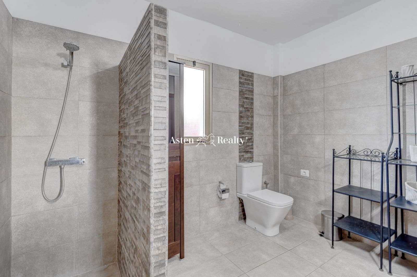 3 soveværelse Villa til salg i Taucho med swimmingpool garage - € 1.011.000 (Ref: 7980700)