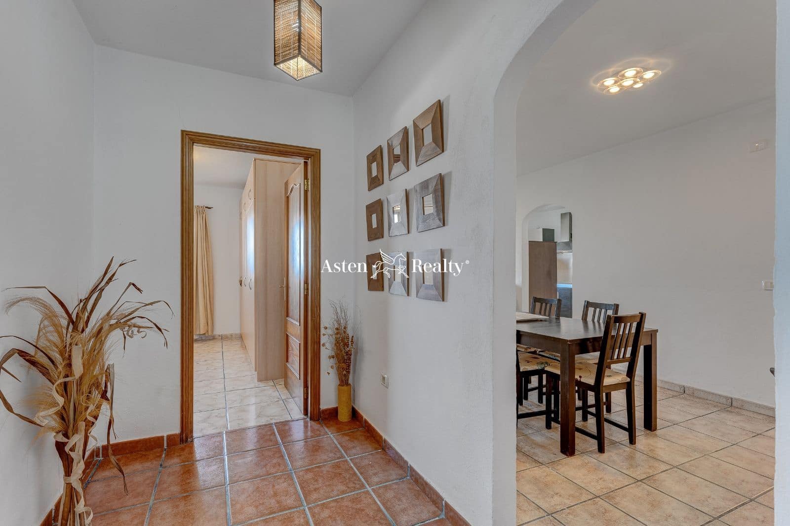 3 soveværelse Villa til salg i Taucho med swimmingpool garage - € 1.011.000 (Ref: 7980700)