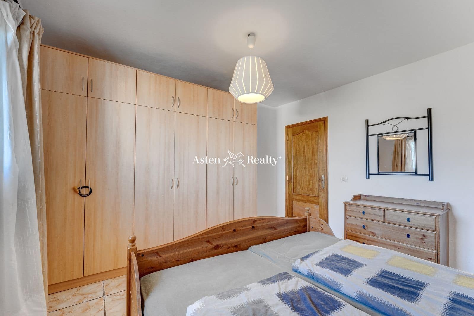 3 soveværelse Villa til salg i Taucho med swimmingpool garage - € 1.011.000 (Ref: 7980700)