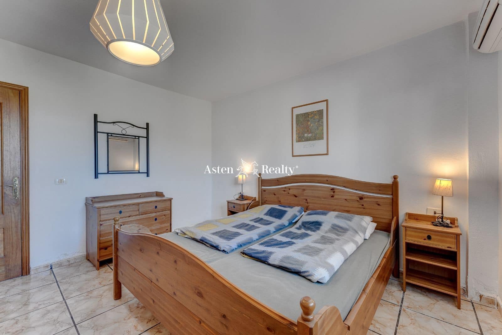 3 soveværelse Villa til salg i Taucho med swimmingpool garage - € 1.011.000 (Ref: 7980700)