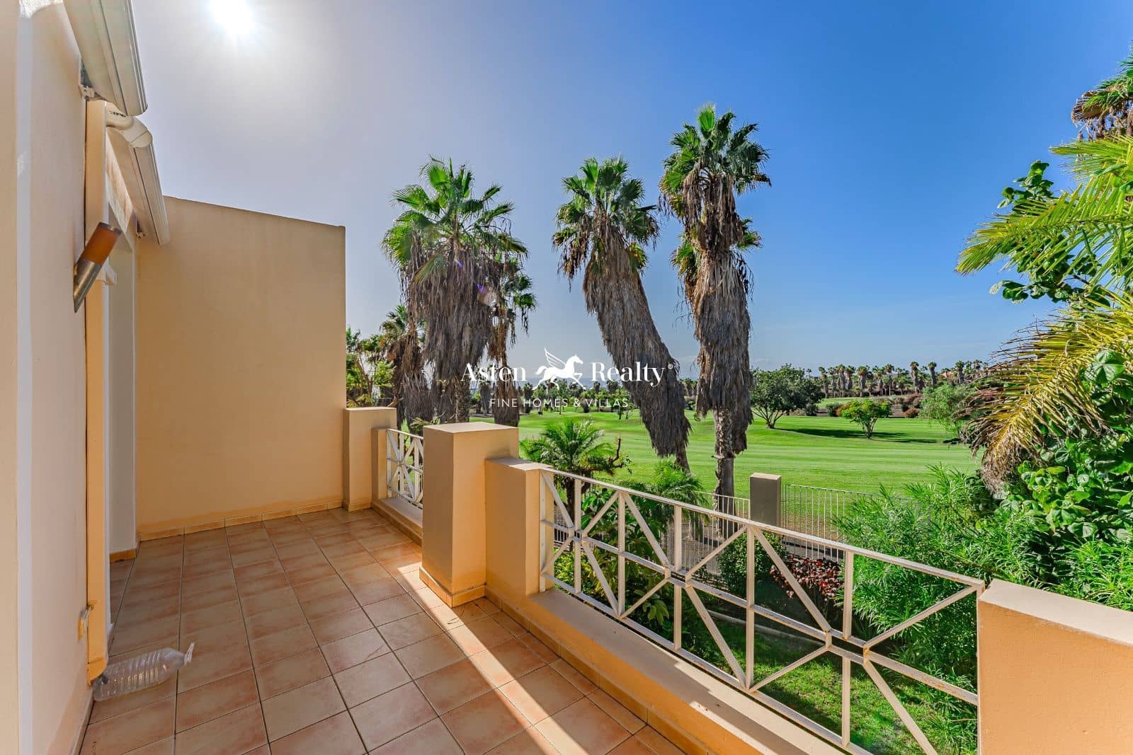 6 soveværelse Byhus til salg i La Caleta Adeje med swimmingpool garage - € 4.990.000 (Ref: 7992234)