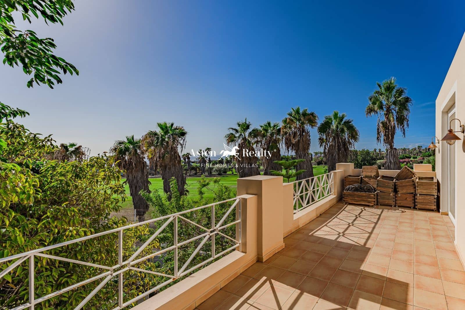 6 soveværelse Byhus til salg i La Caleta Adeje med swimmingpool garage - € 4.990.000 (Ref: 7992234)