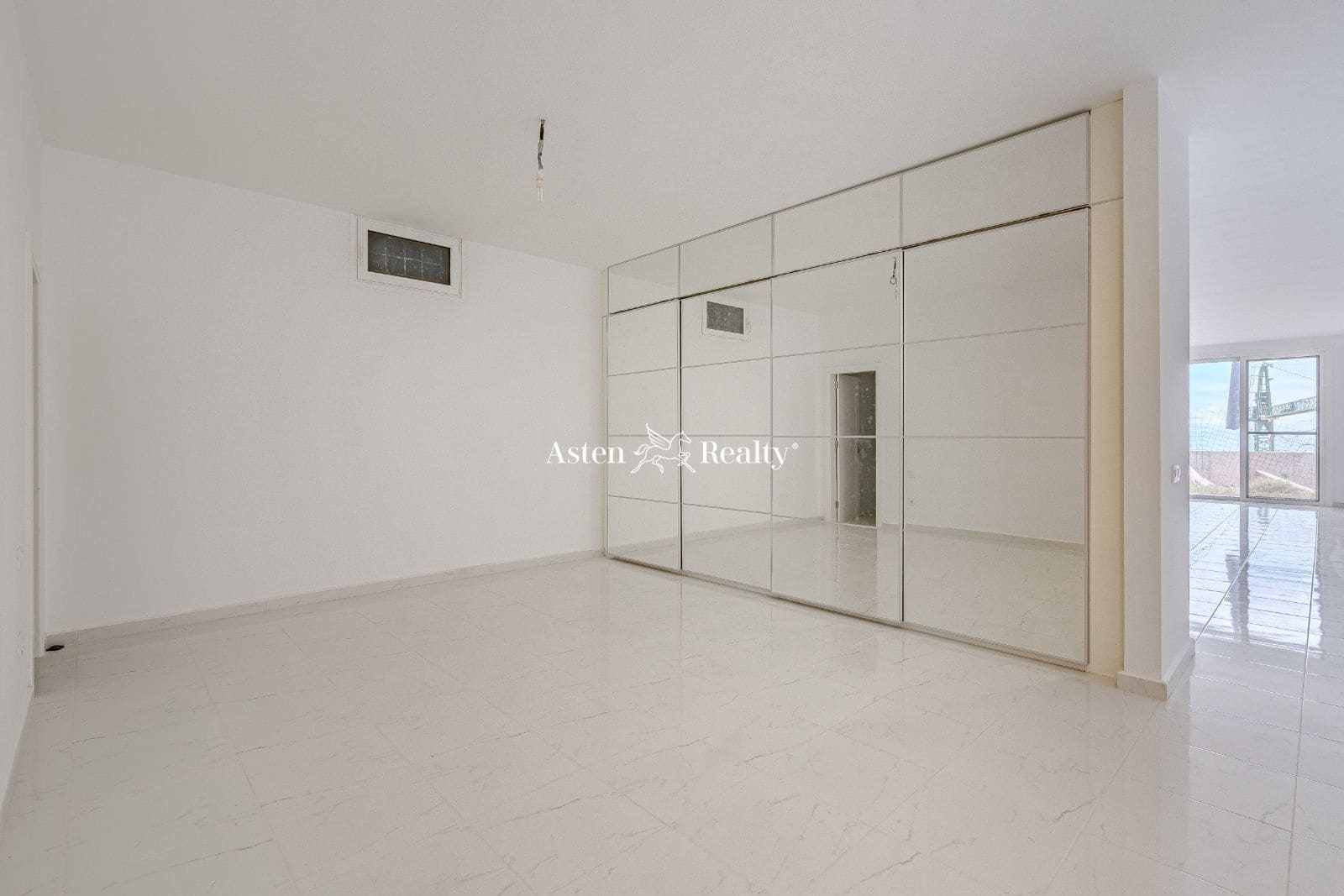 6 soverom Hus til salgs i Torviscas med svømmebasseng garasje - € 2 200 000 (Ref: 8017060)