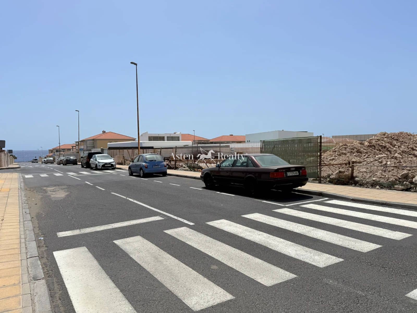 3 soveværelse Byhus til salg i El Medano med garage - € 468.600 (Ref: 8019208)