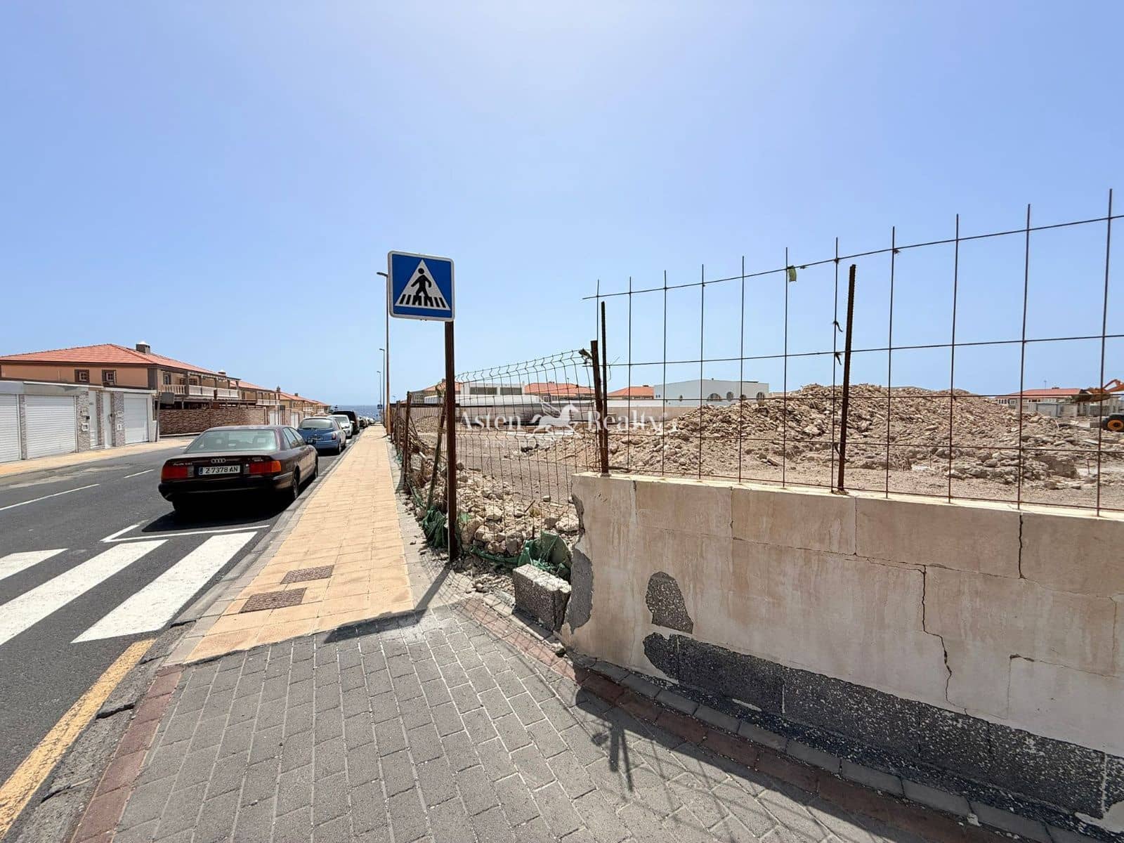 3 soveværelse Byhus til salg i El Medano med garage - € 468.600 (Ref: 8019208)